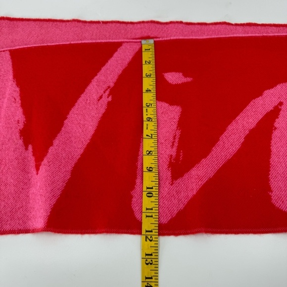 Victoria Secret fun Spell out Scarf with Fringe - Picture 10 of 10